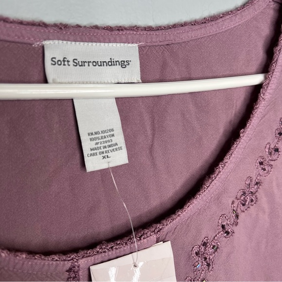 NWT Soft Surroundings Soft Rayon Beaded/Embroidered Top Lilac - Picture 4 of 6